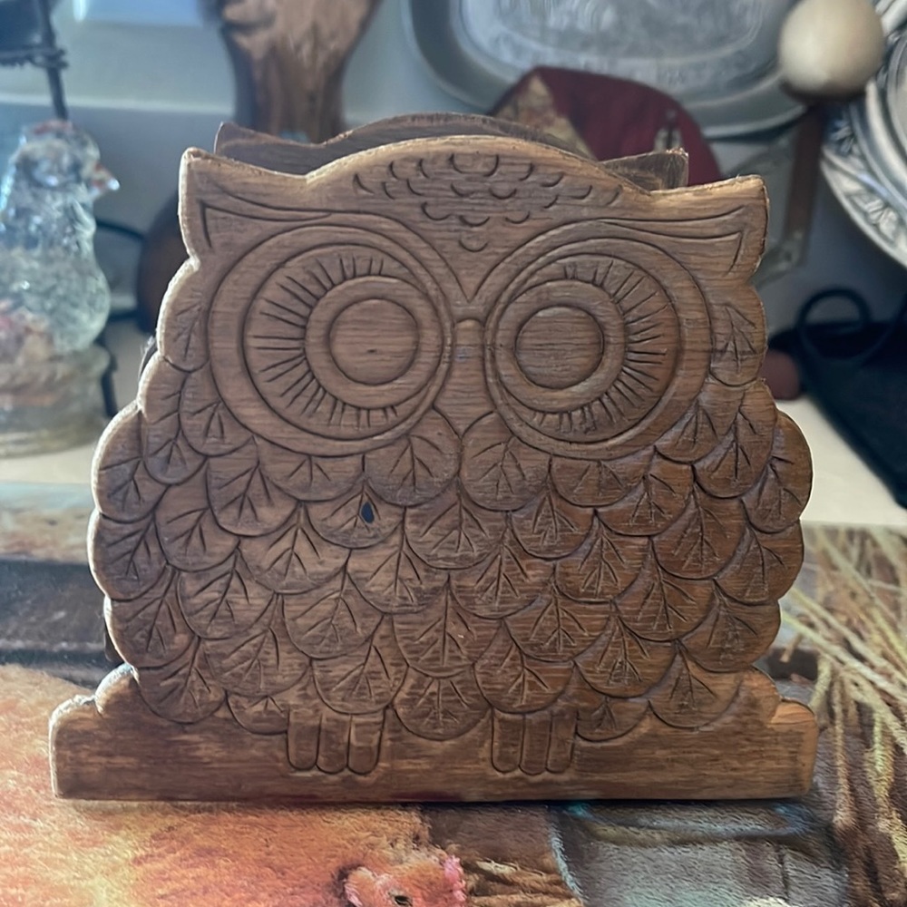 Vintage wood owl napkin holder